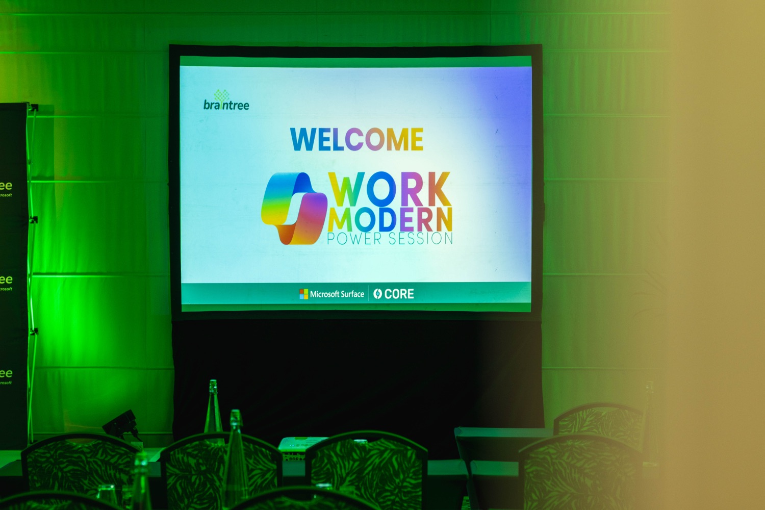 A welcome screen introducing the Modern Work Power Session